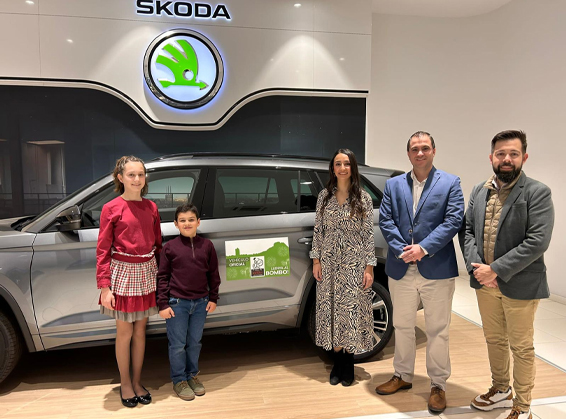 Škoda Remeicar Alicante seguirá un año más como vehículo oficial de la Hoguera Florida Portazgo