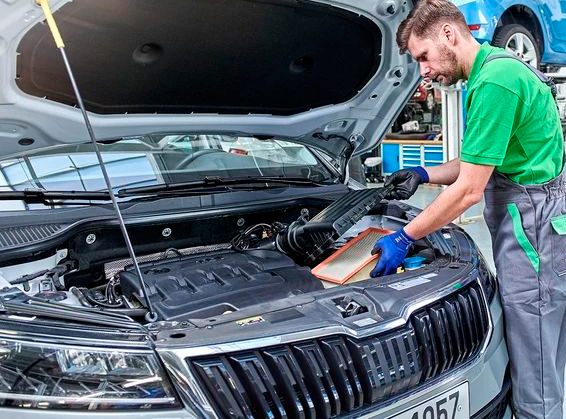 ¿Qué incluye el chequeo de seguridad gratuito de Škoda?