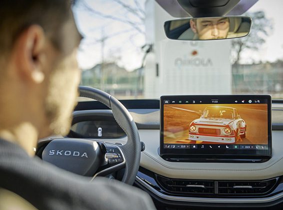 Lejos de competir por ser la más llamativa o la más exclusiva, la marca ha construido una propuesta basada en el sentido común